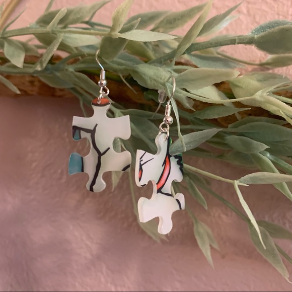 Handmade plastic puzzle earrings - Picture 5 of 10